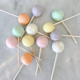 LARGE LOLLIES: SWEETEST EASTER GREETINGS
