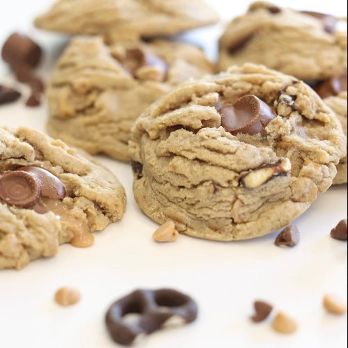 Sweet Tooth Fairy: Salted Caramel Crunch Jumbo Cookies